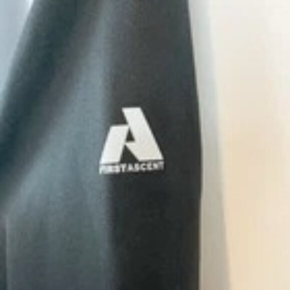 Eddie Bauer Outpace Storm HZ Mock 1/2-Zip Dark Smoke First Ascent XL - Picture 6 of 9